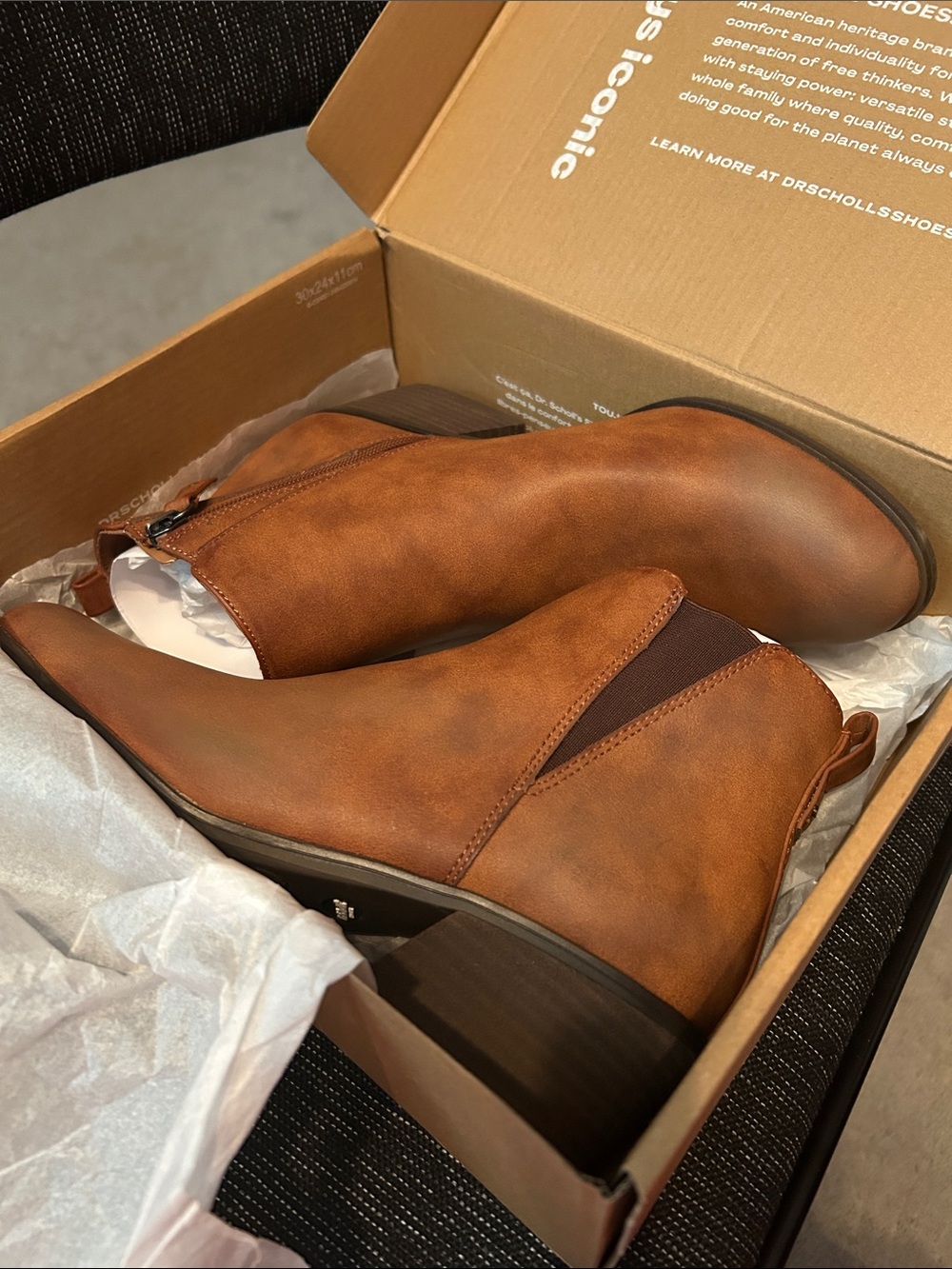 Dr scholl’s Brown Ankle Boots - Classic brand new . Women’s 9.5M